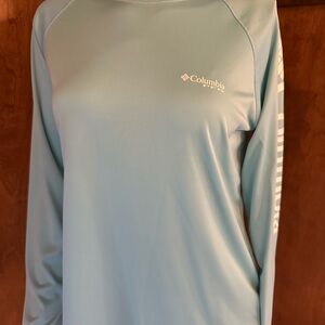 Columbia Women's PFG Aqua Blue Long Sleeve Top